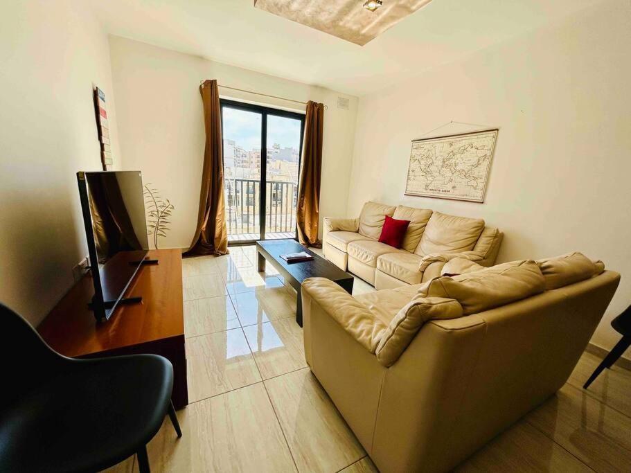 Duplex Whiskey Home 200M Away From The Sea And The Square San Pawl il-Baħar Zewnętrze zdjęcie